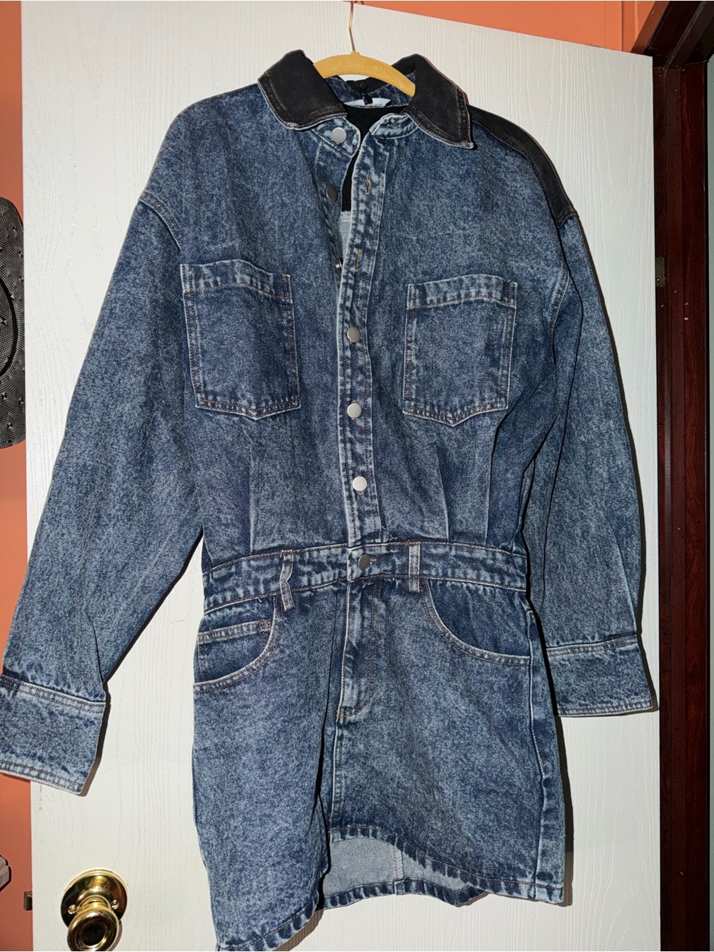 emory park Acid Wash Denim Jacket Dress in Dark Blue with Black Collar